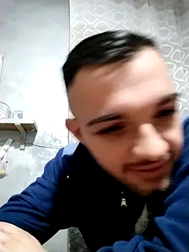 Snapshot of Francescodicristina44 chatting on 02-02-26, 02:32 Francescodicristina44 online show from 02-02-26, 02:32