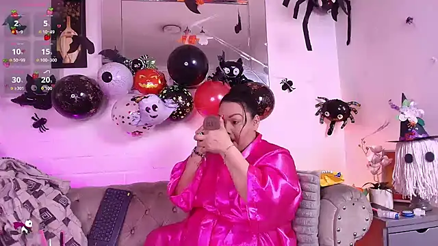 Snapshot of EllenaBoobs_ chatting on 10-24-25, 05:59 EllenaBoobs online show from 10-24-25, 05:59