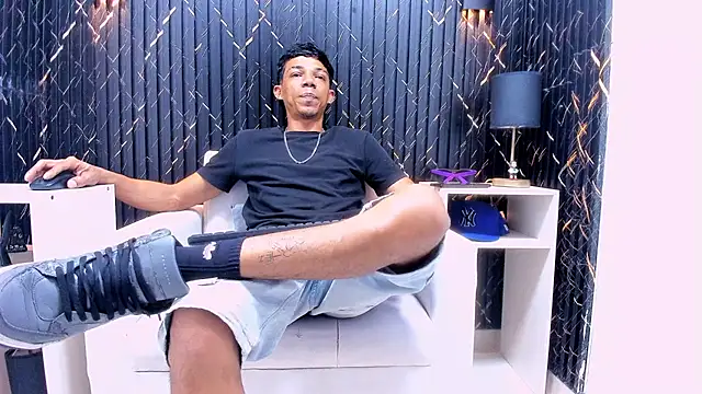 Gregory Sforza online show from 11-26-25, 06:20