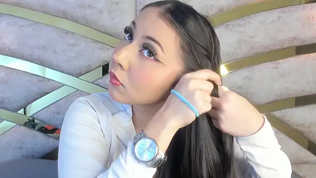 Sofiia Rossee  online show from 11-17-25, 07:52