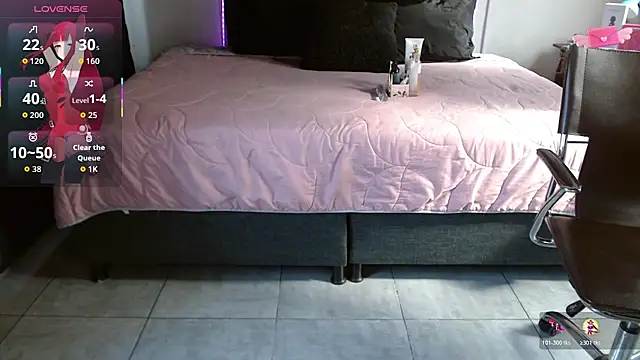 Snapshot of mia_velvet1 chatting on 11-11-25, 01:22 mia velvet1 online show from 11-11-25, 01:22