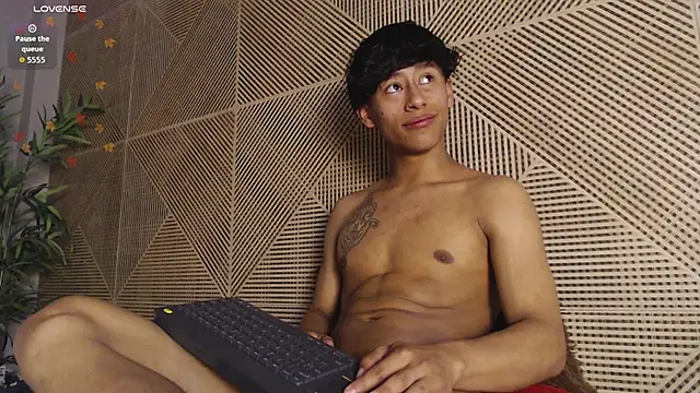 labrinthteasing online show from 02-16-26, 03:30