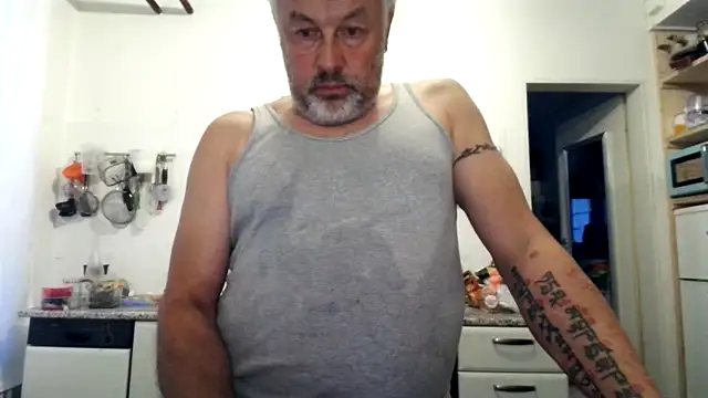 Berg Boy online show from 09-16-25, 05:25