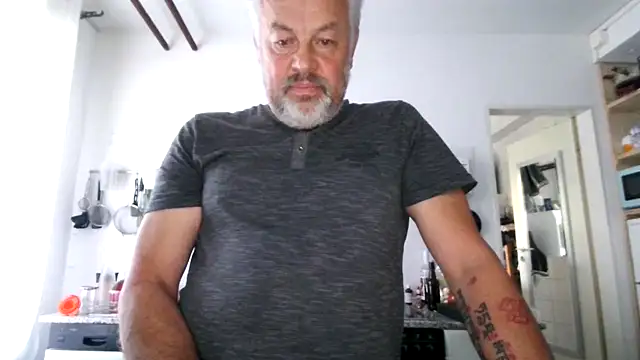 Berg Boy online show from 09-21-25, 06:15