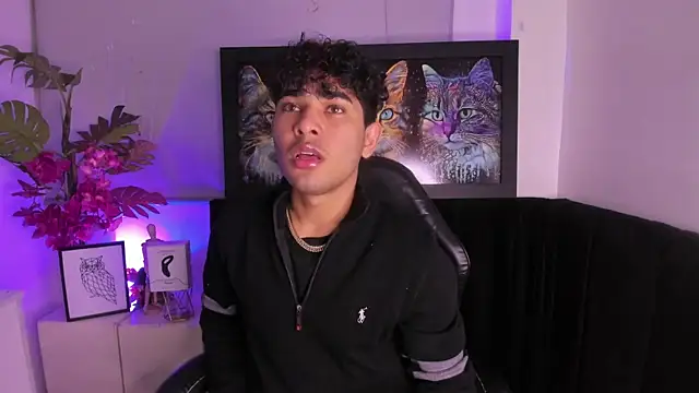 LucasCarterr  online show from 10-24-25, 03:58