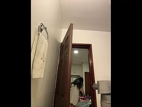 LoganPeny online show from 01-07-26, 10:56