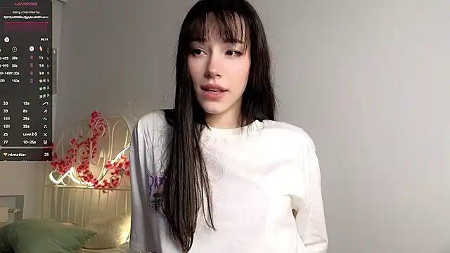 Snapshot of glamourr chatting on 01-18-26, 09:24 glamourr online show from 01-18-26, 09:24