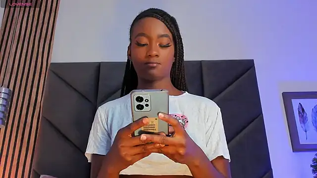 Kendallross28 online show from 09-16-25, 01:56