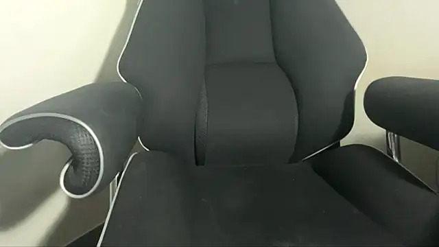 one app online show from 11-11-25, 01:44