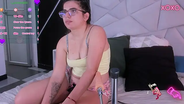 Snapshot of JulietSofia chatting on 02-04-26, 07:53 JulietSofia online show from 02-04-26, 07:53