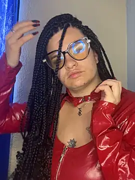 Snapshot of Mistress_Niky_ chatting on 11-02-25, 03:47 Mistress Niky  online show from 11-02-25, 03:47