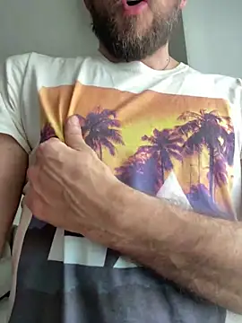 Snapshot of Rimmingtop chatting on 03-18-25, 01:09 Rimmingtop online show from 03-18-25, 01:09