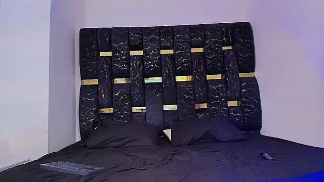 chris blake   online show from 11-19-25, 06:08