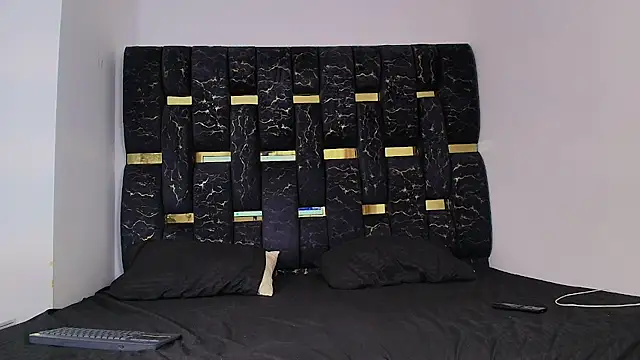 chris blake   online show from 11-23-25, 06:08