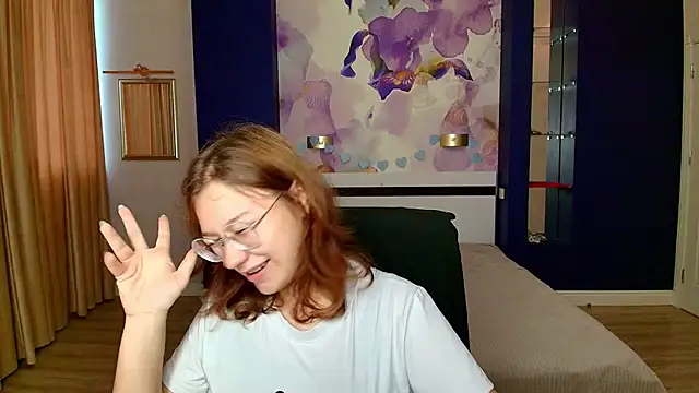 AngelinaLow online show from 11-13-25, 12:26