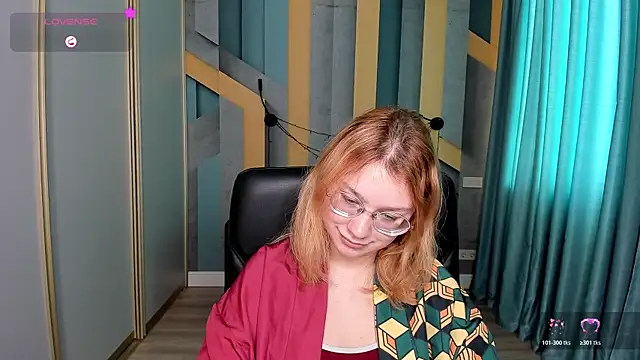 AngelinaLow online show from 01-19-26, 12:31