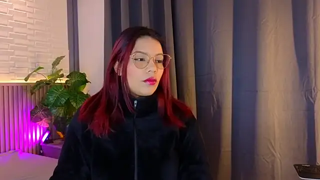 TiffanyWalk online show from 11-28-25, 10:51