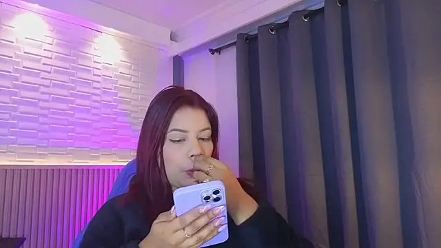 TiffanyWalk online show from 12-19-25, 10:44