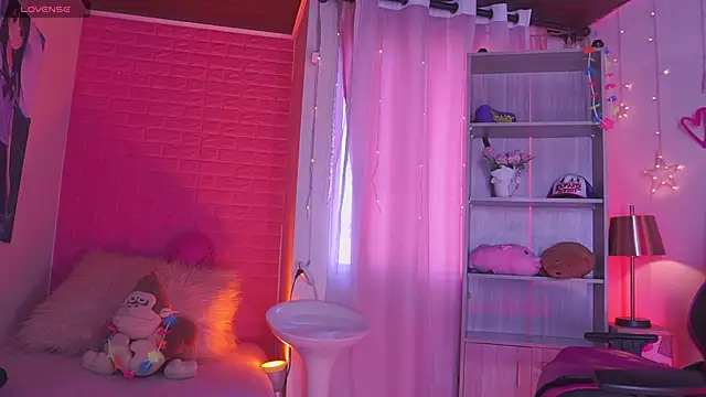 Madison Mayer online show from 09-23-25, 12:19