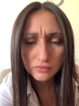 luci brecman online show from 04-26-26, 05:32