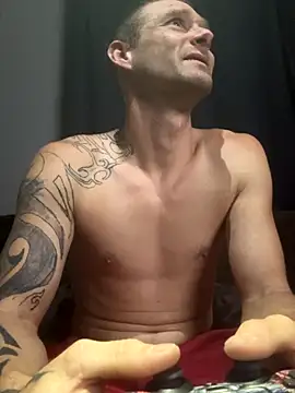 Snapshot of Stillhard8925 chatting on 10-13-25, 07:41 Stillhard8925 online show from 10-13-25, 07:41