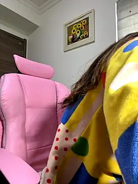 Snapshot of aa520uv chatting on 11-19-25, 02:44 aa520uv online show from 11-19-25, 02:44