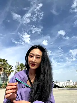 linger-23 online show from 11-28-25, 06:05