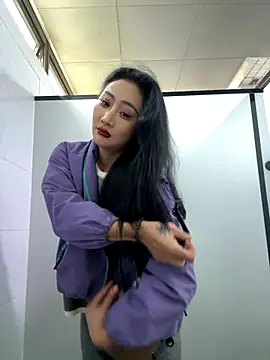 linger-23 online show from 12-19-25, 06:31