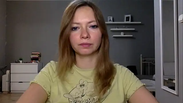 MillieShow online show from 11-22-25, 03:33