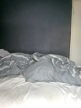 HerPleasure2025 online show from 02-05-26, 06:07