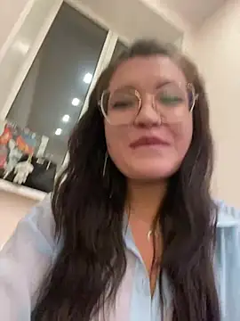 Karen Holmss online show from 03-13-25, 05:18