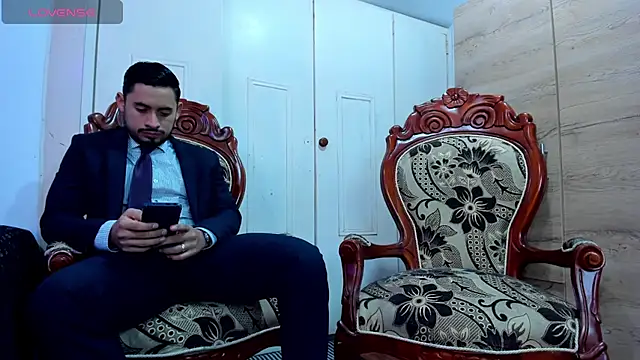 Snapshot of pleasurecompany3 chatting on 03-22-25, 12:39 pleasurecompany3 online show from 03-22-25, 12:39