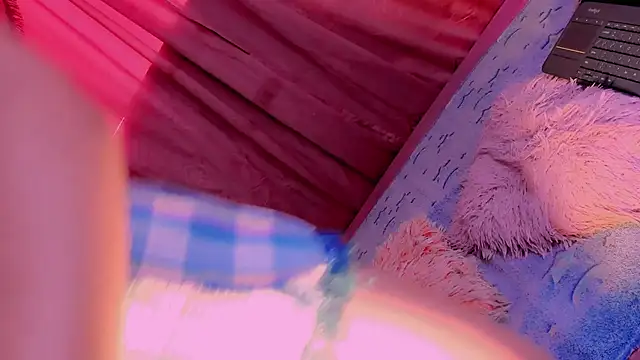 Mariana-ofc online show from 09-24-25, 12:08