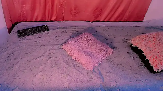 Mariana-ofc online show from 11-29-25, 11:02