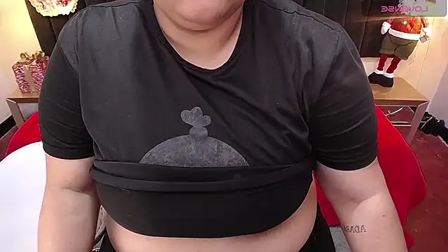 ailyn maury online show from 12-03-25, 01:24