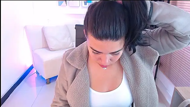 Snapshot of dangel_noir6 chatting on 01-13-26, 10:53 dangel noir6 online show from 01-13-26, 10:53