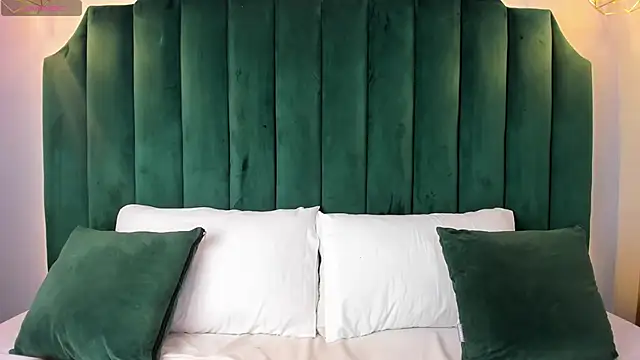 AnnyColson online show from 09-17-25, 04:25