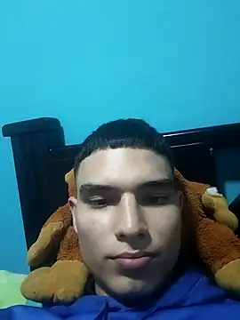 Snapshot of Saul_yei chatting on 03-22-25, 12:06 Saul yei online show from 03-22-25, 12:06