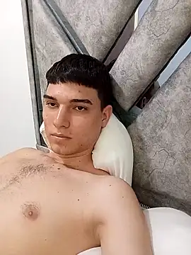 Snapshot of Saul_yei chatting on 12-05-25, 07:54 Saul yei online show from 12-05-25, 07:54