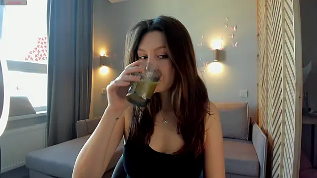 nerenuu  online show from 03-20-25, 05:13