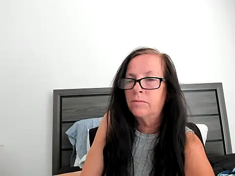 peachgoddess online show from 09-15-25, 03:12