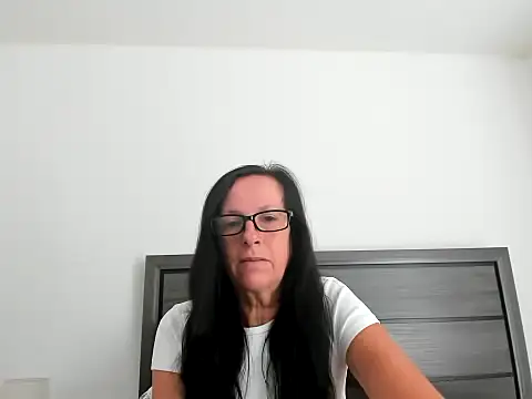 peachgoddess online show from 09-19-25, 03:24