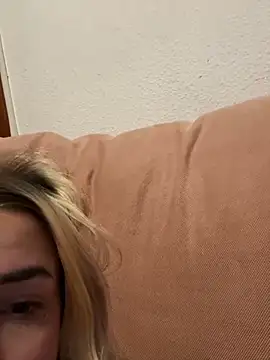 Snapshot of DarkVelvet chatting on 03-16-25, 08:21 DarkVelvet online show from 03-16-25, 08:21