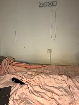 Snapshot of DarkVelvet chatting on 09-21-25, 08:32 DarkVelvet online show from 09-21-25, 08:32