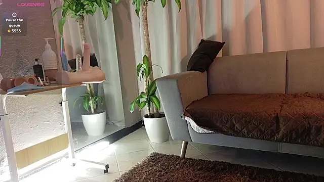 YuliethPetite online show from 11-26-25, 11:33