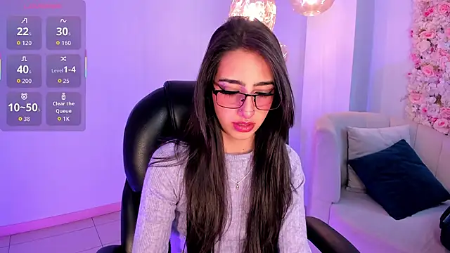 Snapshot of LarisaSmirnov chatting on 10-04-25, 03:04 LarisaSmirnov online show from 10-04-25, 03:04