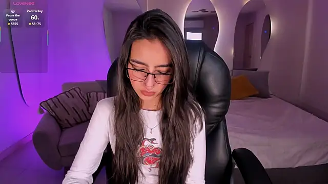 LarisaSmirnov online show from 12-05-25, 03:37