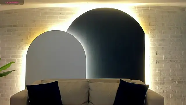 Snapshot of MaiaCollins chatting on 12-19-25, 06:59 MaiaCollins online show from 12-19-25, 06:59