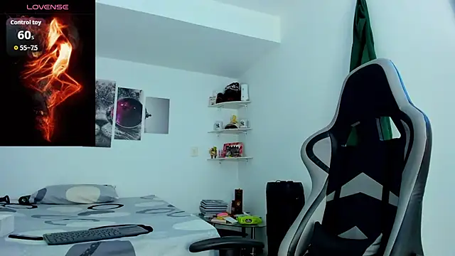 Snapshot of jackdeliciusdick chatting on 02-09-26, 09:35 jackdeliciusdick online show from 02-09-26, 09:35