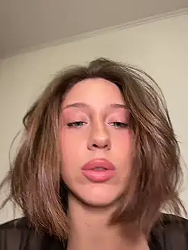 MiaaLoveeee online show from 03-01-26, 07:16